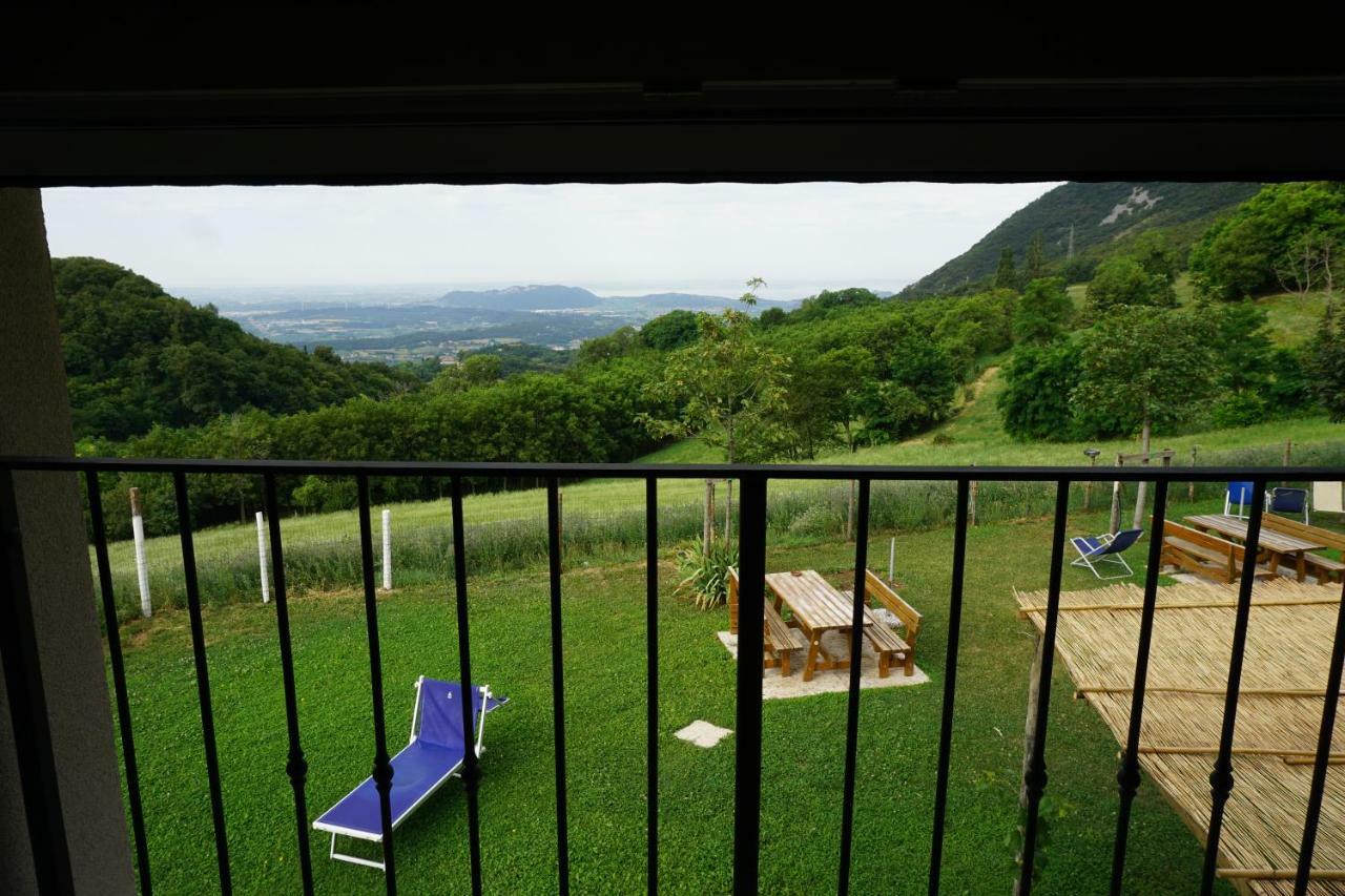 Agriturismo Fattoria Monte Baldo Vista Lago Caprino Veronese Buitenkant foto